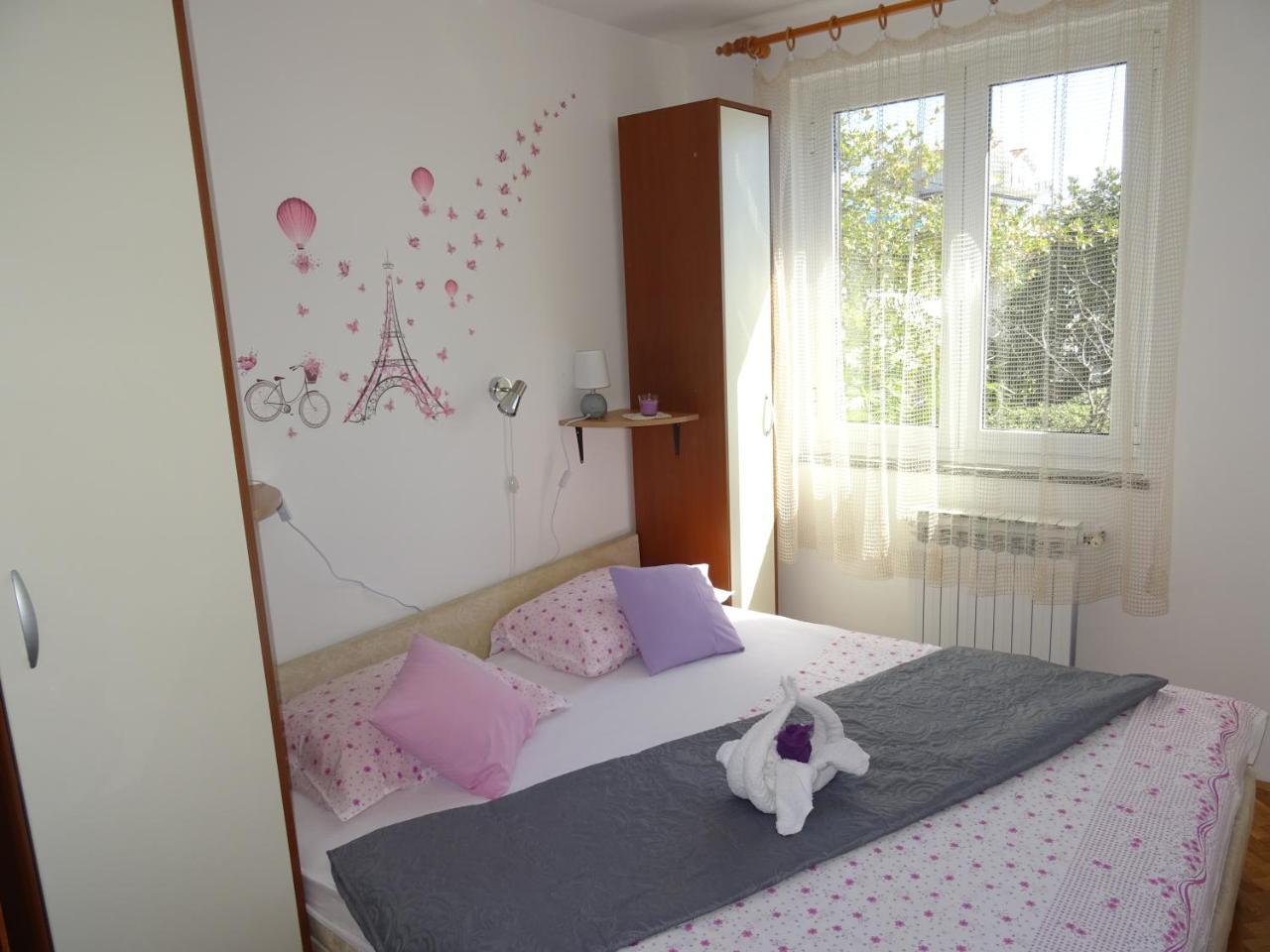 Apartman Lamia S Pogledom Na More ริเยกา ภายนอก รูปภาพ